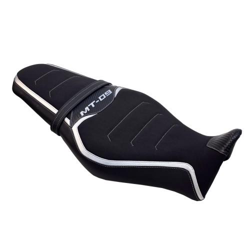 ΚΑΛΥΜΜΑ ΣΕΛΑΣ BAGSTER "DESIGN" ΓΙΑ YAMAHA MT 09 '21-'26 STAM/NUBUCK/CARBON SPIRIT/SILVER