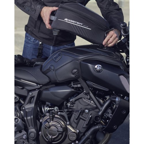 TANK BAG BAGSTER D-LINE IMPACT (22lt) - ΓΙΑ ΚΑΛΥΜΜΑ ΡΕΖΕΡΒΟΥΑΡ ΚΑΙ UNIVERSAL ΣΥΣΤΗΜΑ ΠΡΟΣΑΡΜΟΓΗΣ EASY ROAD/EASY TRAIL