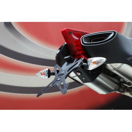 ΒΑΣΗ ΠΙΝΑΚΙΔΑΣ EVOTECH ΓΙΑ APRILIA DORSODURO 750 '13-'17/DORSODURO 1200 '11-'15 / DORSODURO 900 '18-'20