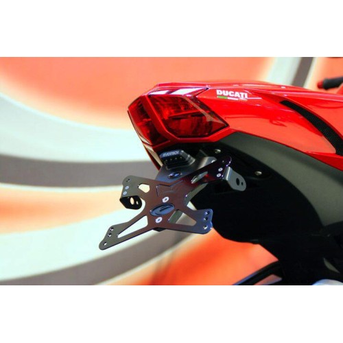 ΒΑΣΗ ΠΙΝΑΚΙΔΑΣ EVOTECH ΓΙΑ DUCATI STREETFIGHTER 848 /1100