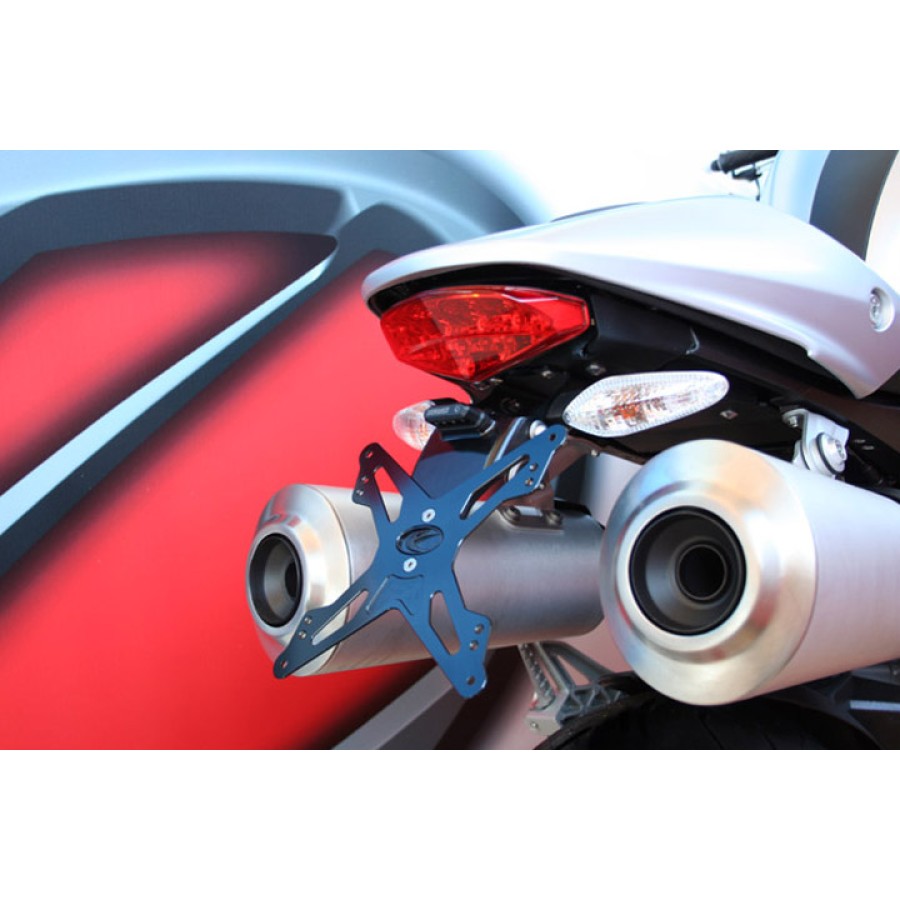 ΒΑΣΗ ΠΙΝΑΚΙΔΑΣ EVOTECH ΓΙΑ DUCATI MONSTER 696 '07-'14