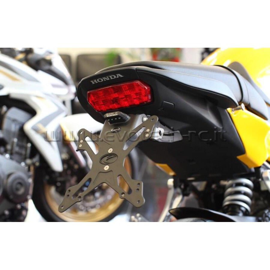 ΒΑΣΗ ΠΙΝΑΚΙΔΑΣ EVOTECH ΓΙΑ HONDA CB650 F '14-'18