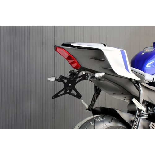 ΒΑΣΗ ΠΙΝΑΚΙΔΑΣ EVOTECH ΓΙΑ YAMAHA R6 '06-'19