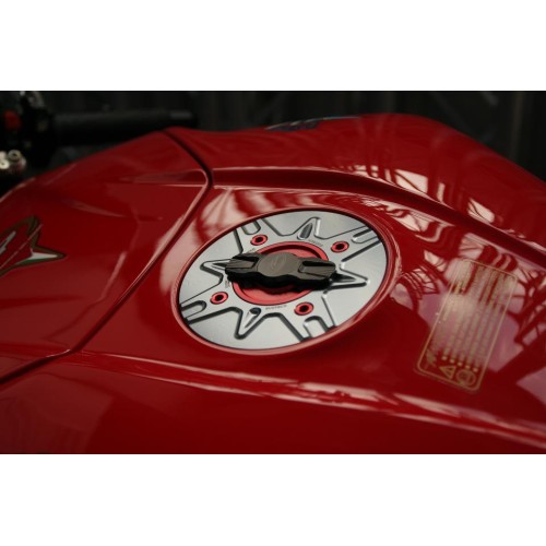 ΤΑΠΑ ΒΕΝΖΙΝΗΣ ΓΡΗΓΟΡΗΣ ΑΠΟΔΕΣΜΕΥΣΗΣ EVOTECH ΓΙΑ MV AGUSTA